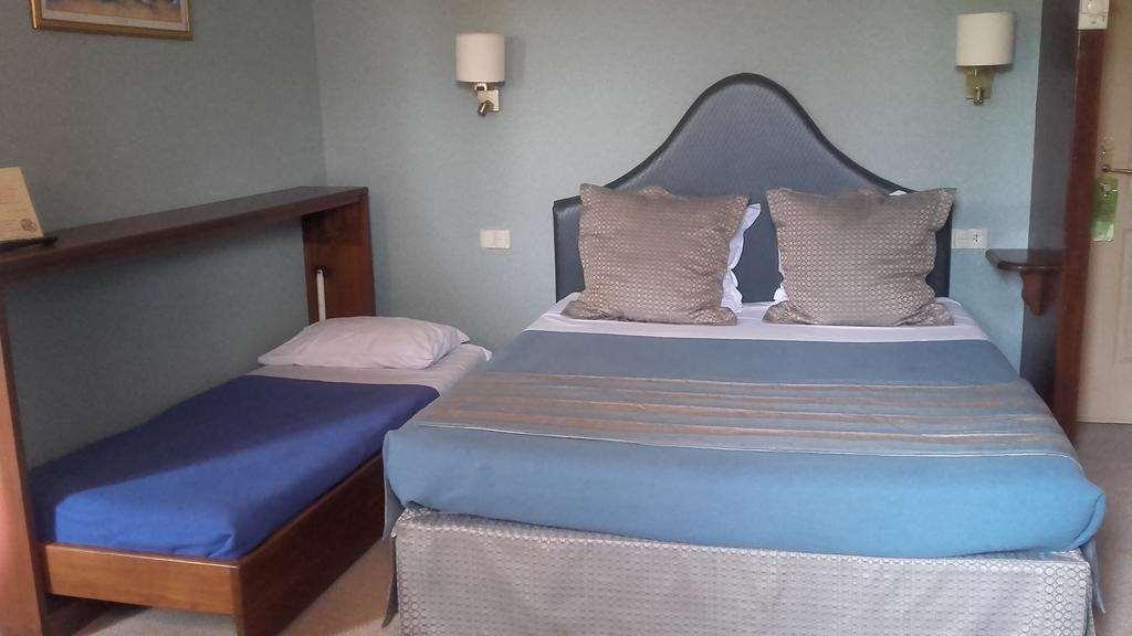 Cit'Hotel Sphinx - Hotel Montelimar Bilik gambar